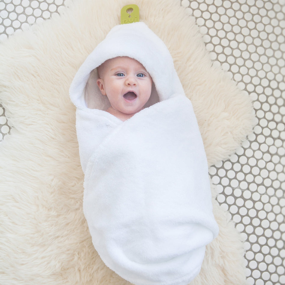 Hug - Infant Hooded Towel
