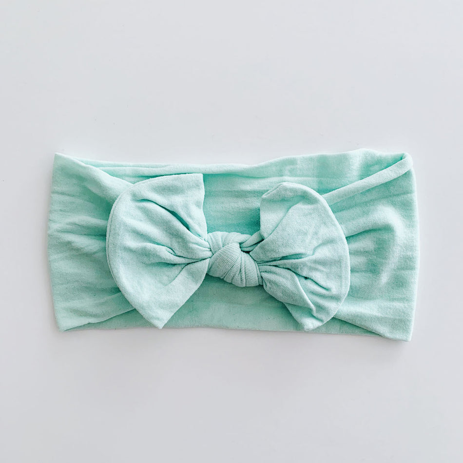 Sugar + Maple Classic Baby Bow Headband in Mint