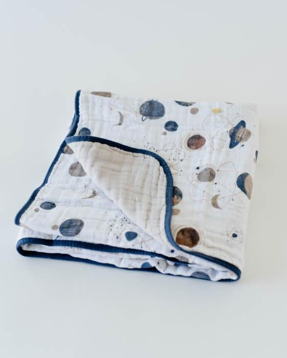 Little Unicorn Cotton Muslin Quilt - Planetary